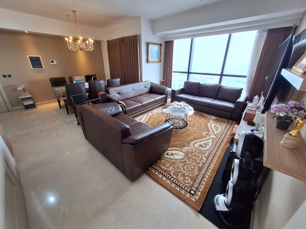 APARTEMEN THE PEAK, DISEWAKAN, 3BR ADA PRIVATE LIFT, Fully furnished tinggal bawa koper! ✨ - Dealkan