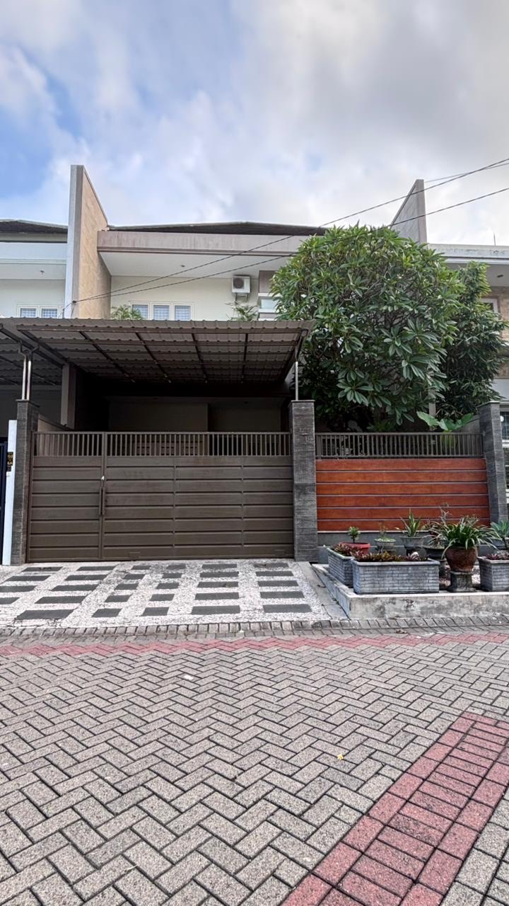 RUMAH ARAYA TAHAP 1 FULL FURNISH BAGUS TERAWAT DEKAT KERTAJAYA, DHARMAHUSADA, MANYAR - Dealkan