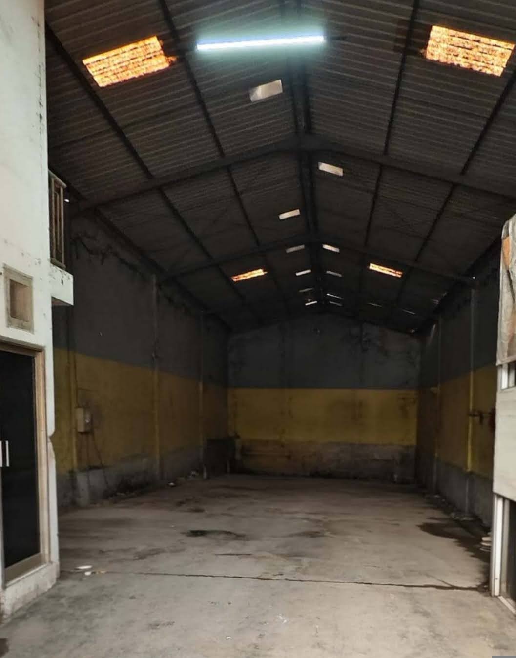 DIJUAL GUDANG KOMERSIAL STRATEGIS DI MARGOMULYO PERMAI SURABAYA BARAT - Dealkan