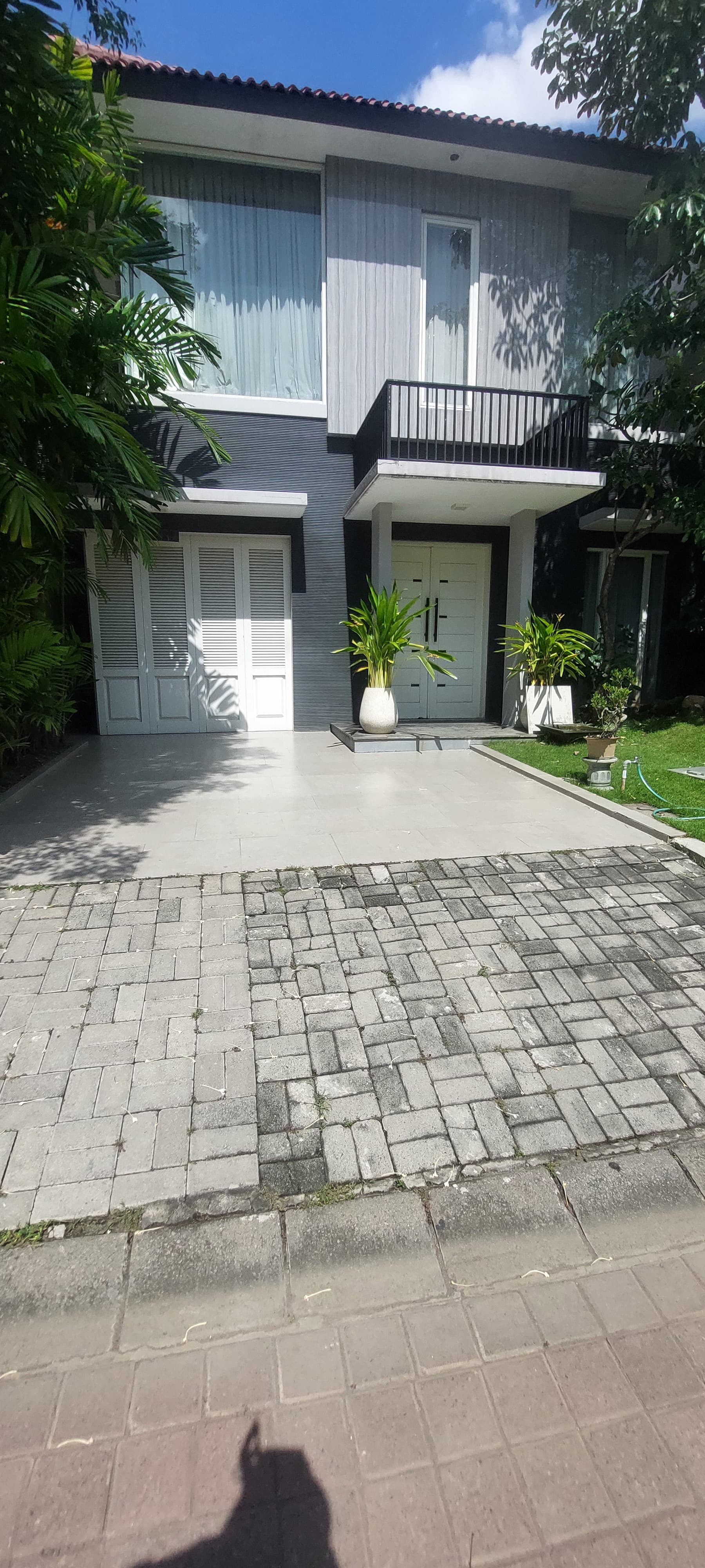 Dijual Rumah 2 lantai Semifurnished South Emerald Mansion Citraland - Dealkan