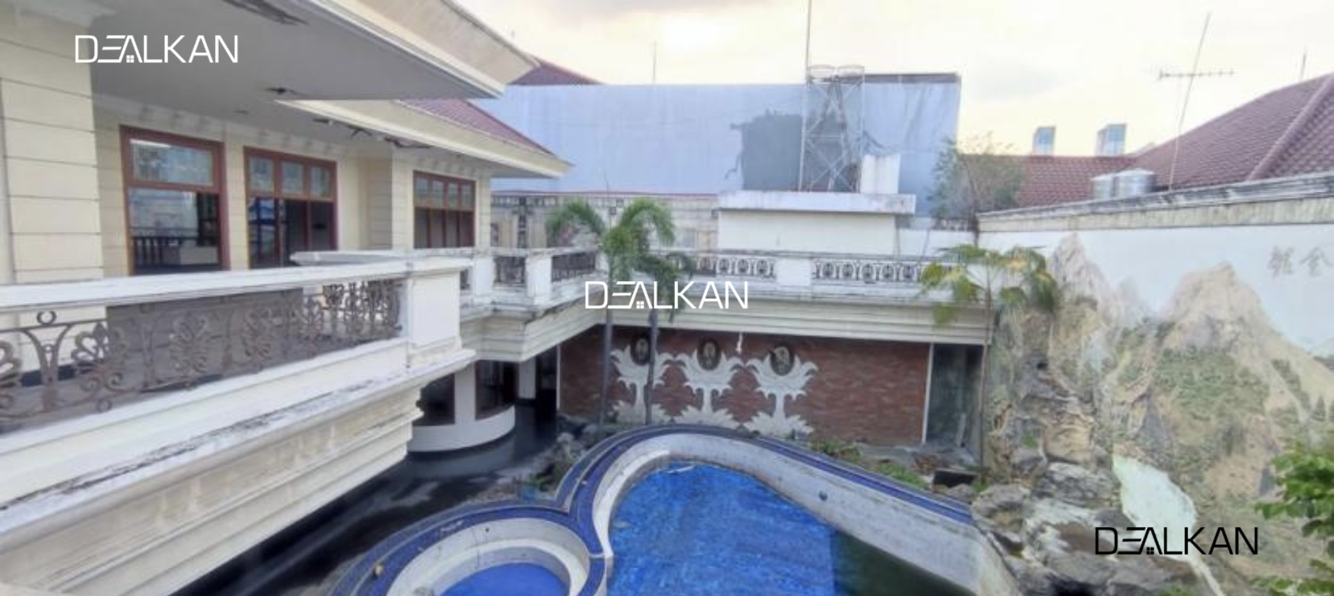 Rumah Hook Mewah Ala Sultan Premium Dijual Lokasi Surabaya Timur - Dealkan