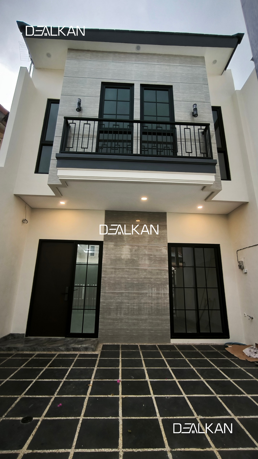 Rumah Baru Gress 2 Lantai Dijual di Pantai Mentari - Dealkan