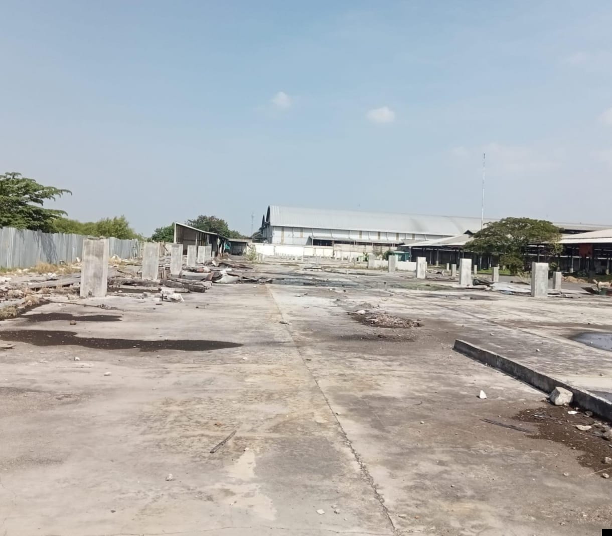 DIJUAL TANAH LAHAN KOMERSIAL STRATEGIS DI TAMBAK OSOWILANGUN SURABAYA BARAT - Dealkan