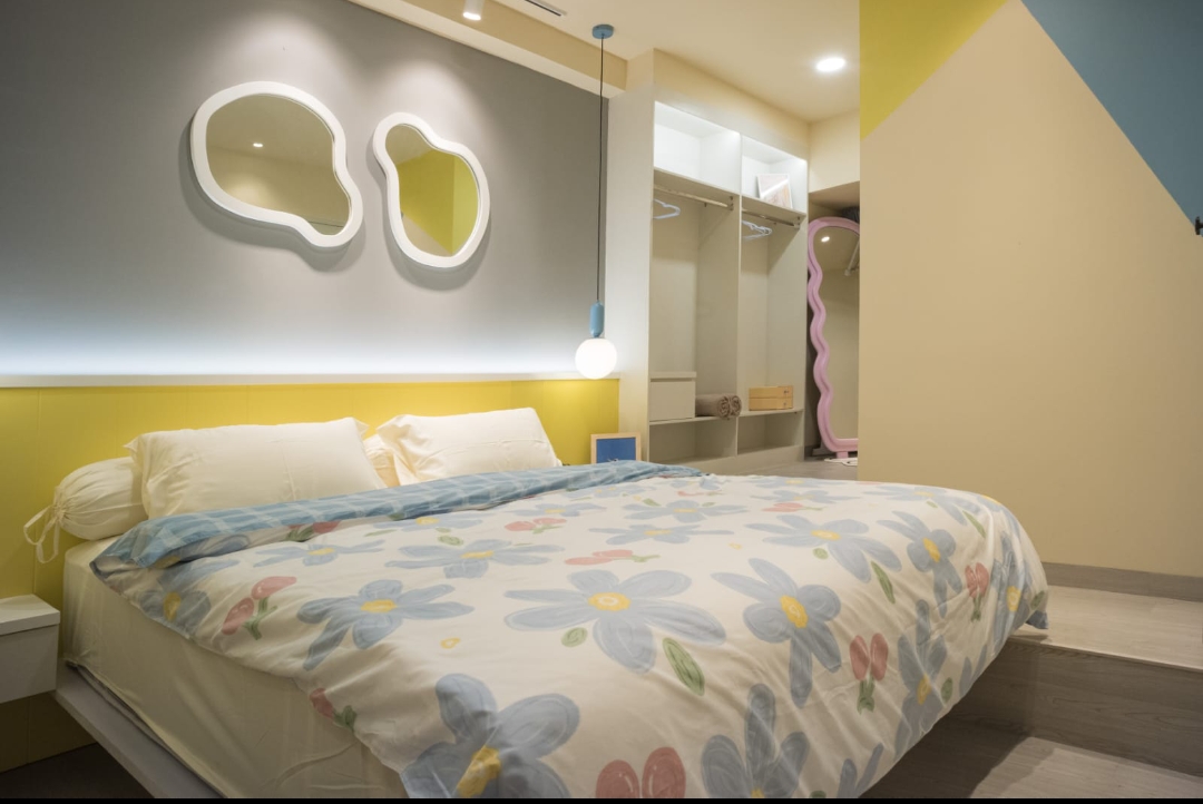 DISEWAKAN APARTEMEN AMOR EASTCOAST MANSION 2 BEDROOM FULLY FURNISHED LUXURY - Dealkan