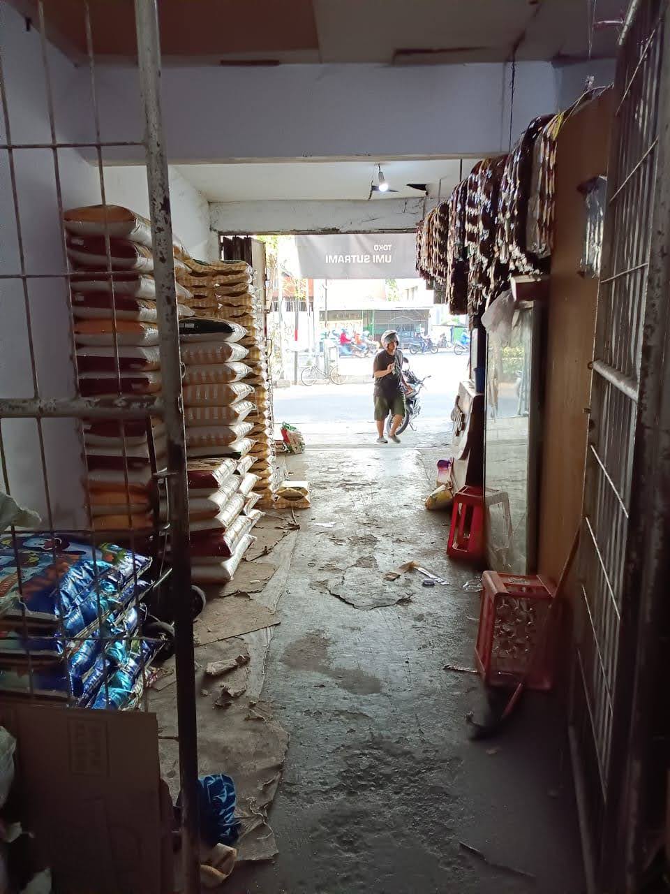 Gambar Kecil 1