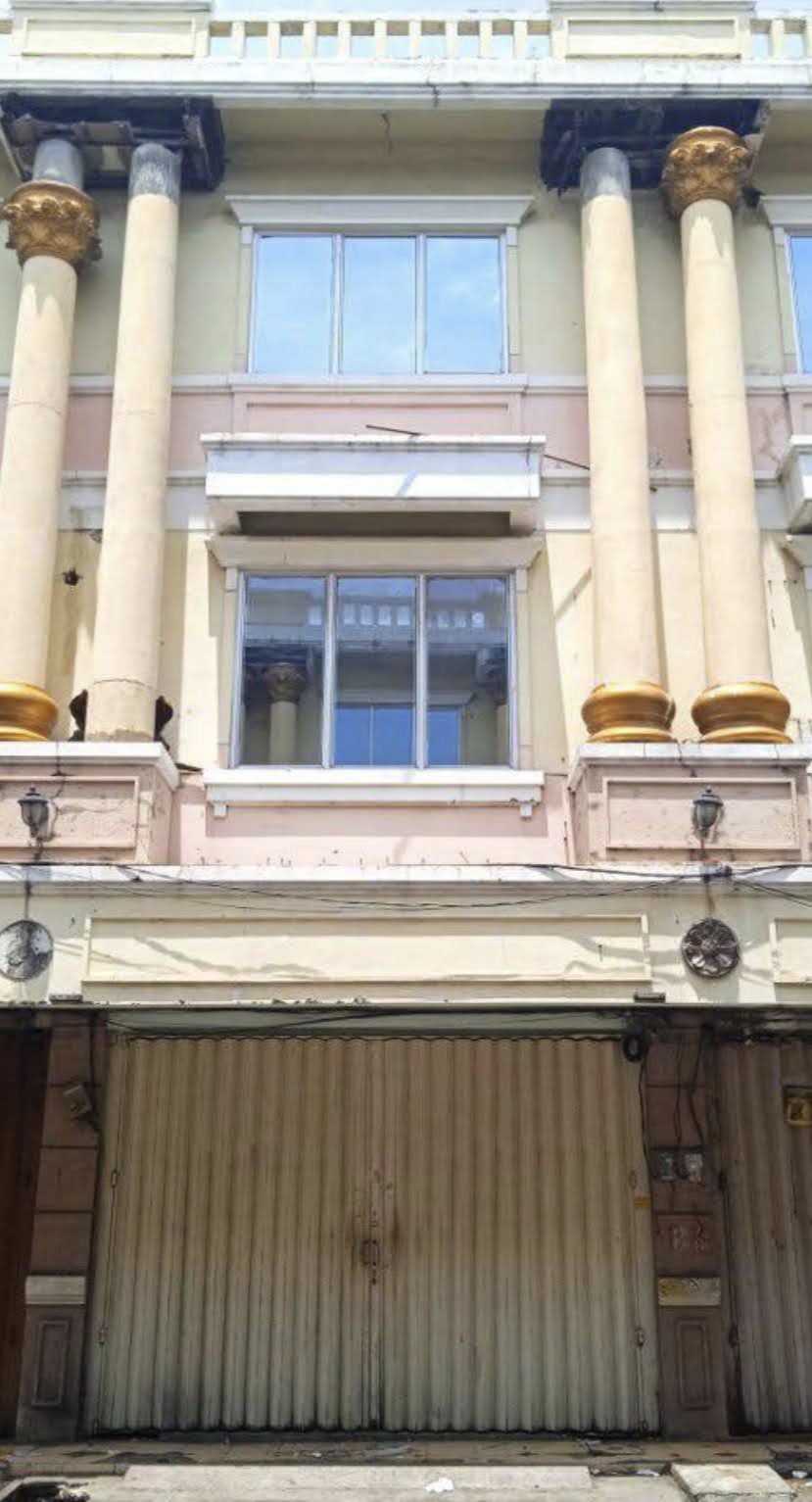 DIJUAL RUKO STRATEGIS PASAR KEMBANG TENGAH KOTA SURABAYA - Dealkan