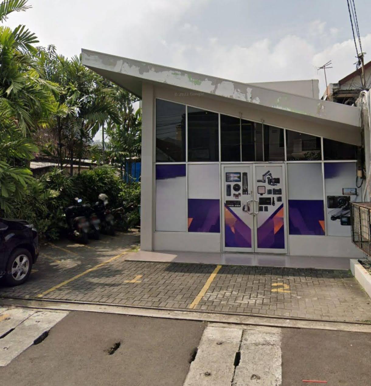 DIJUAL RUMAH USAHA KOMERSIAL STRATEGIS DI MANGKUNEGORO DEKAT DIPONEGORO PUSAT KOTA SURABAYA - Dealkan