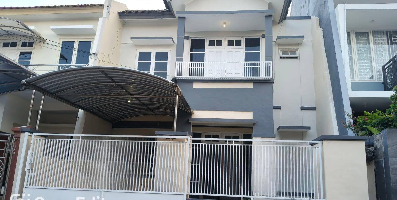 DIJUAL CEPAT RUMAH MINIMALIS FULL RENOVASI DI DHARMAHUSADA MAS SURABAYA TIMUR - Dealkan