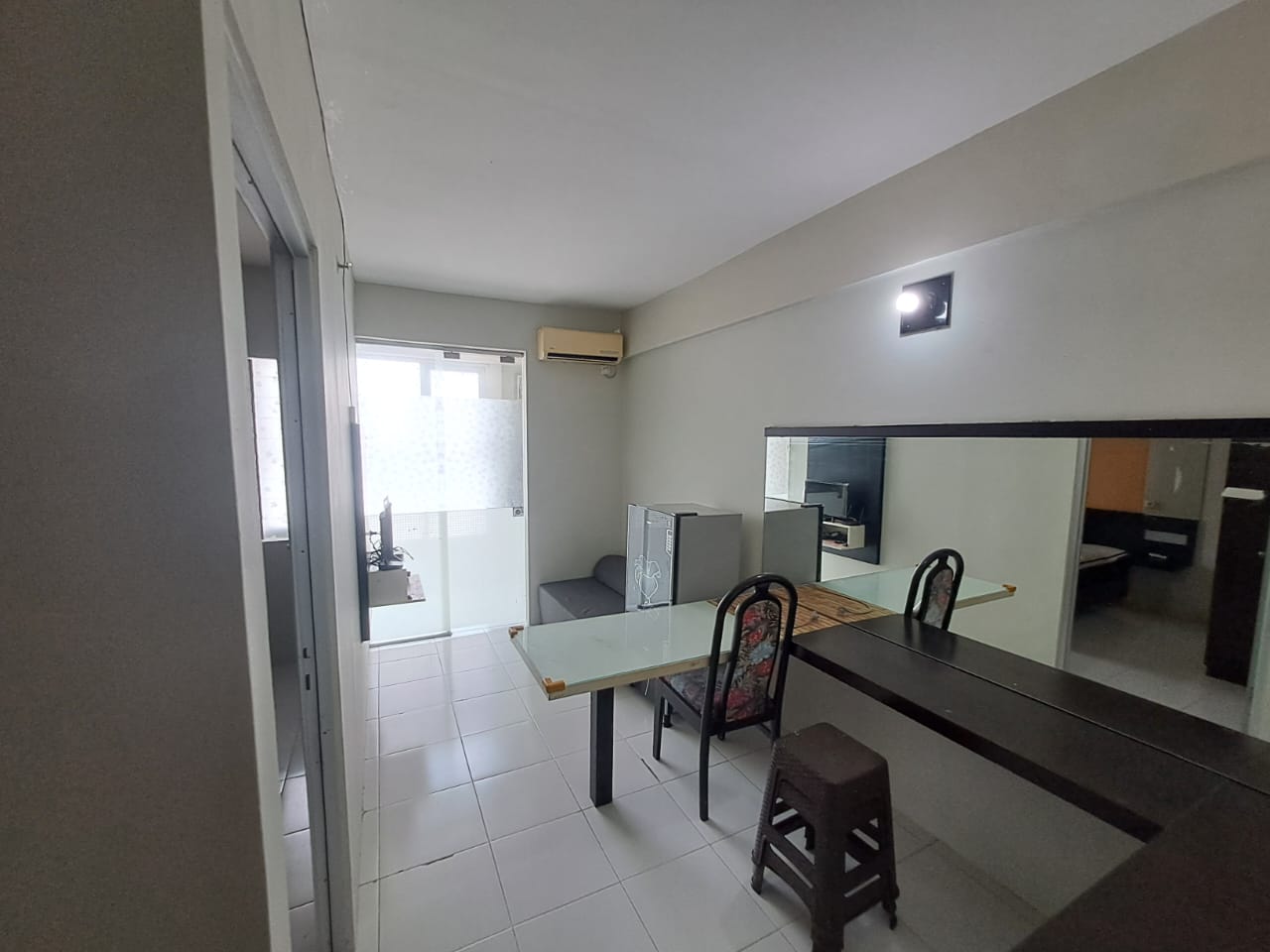 DISEWAKAN APARTEMEN SUKOLILO DIAN REGENCY 2 BEDROOM FULLY FURNISHED - Dealkan