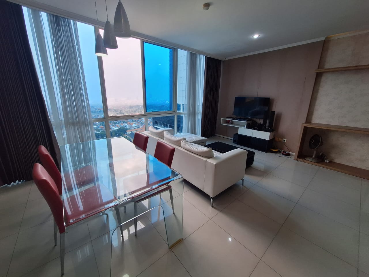 DISEWAKAN APARTEMEN CIPUTRA WORLD TOWER VIA, FULL FURNISHED, 3BR✨ - Dealkan