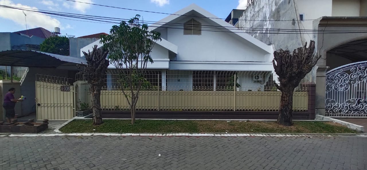 Termurah Dijual Rumah Classic Dharmahusada Indah Barat - Dealkan