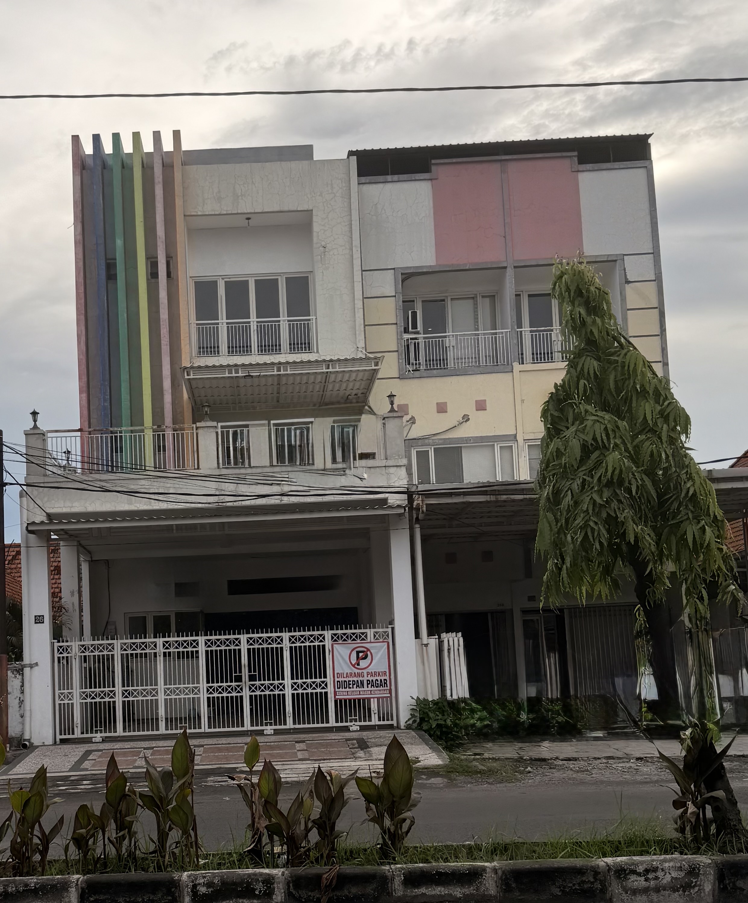 DI JUAL RUKO HOKKI NGANTONG ISTIMEWA CIAMIK - Dealkan