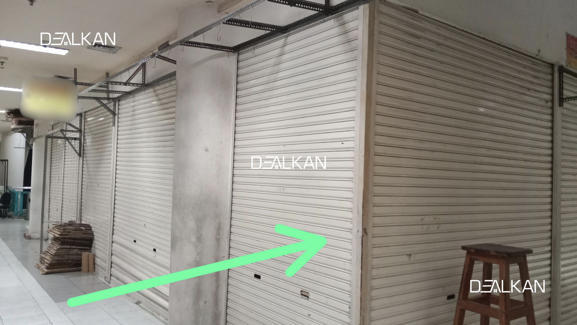 Stand Dijual di Pusat Grosir Surabaya - Dealkan
