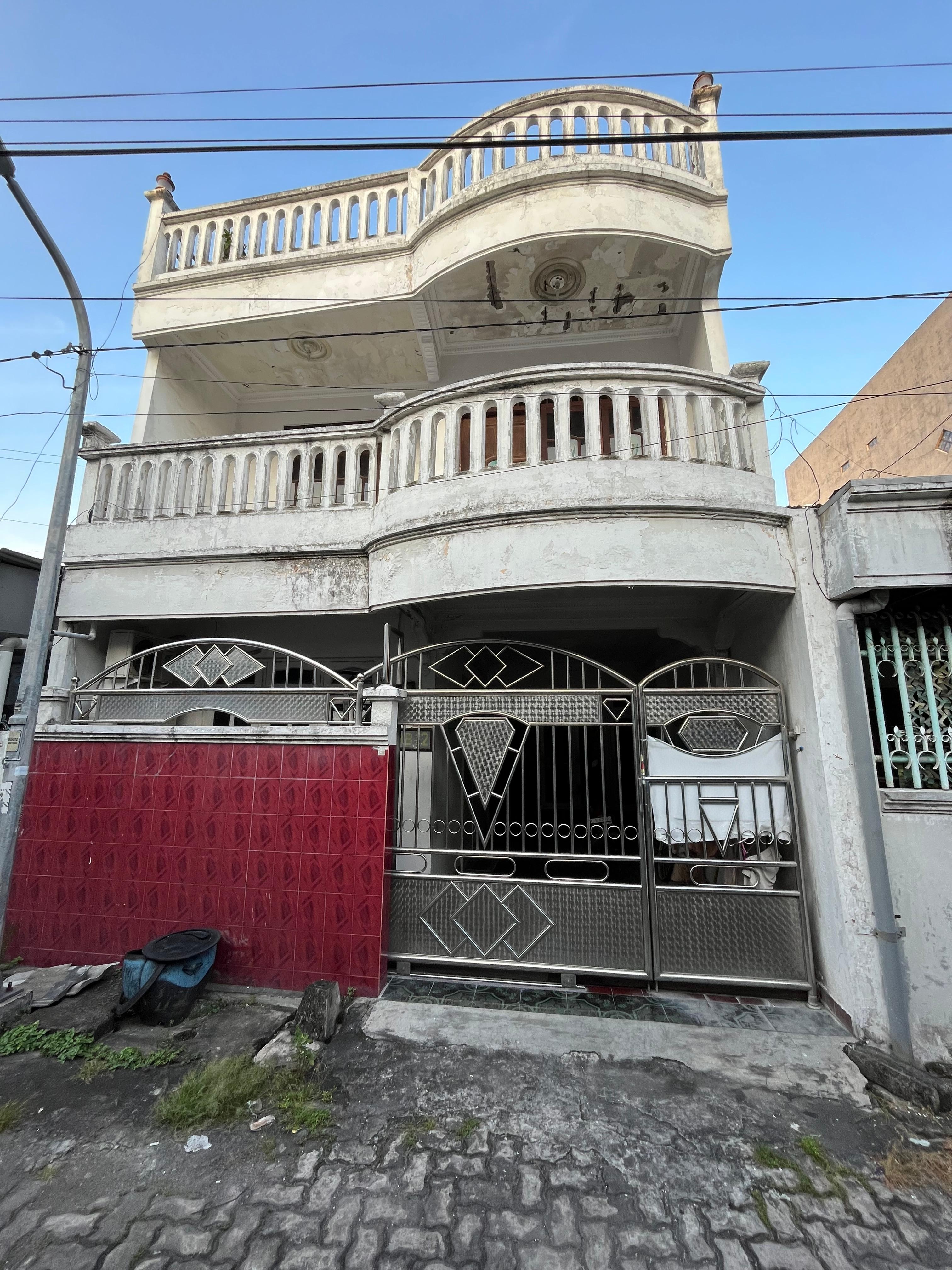 Dijual Rumah 3 lantai Darmo Indah Sari - Dealkan