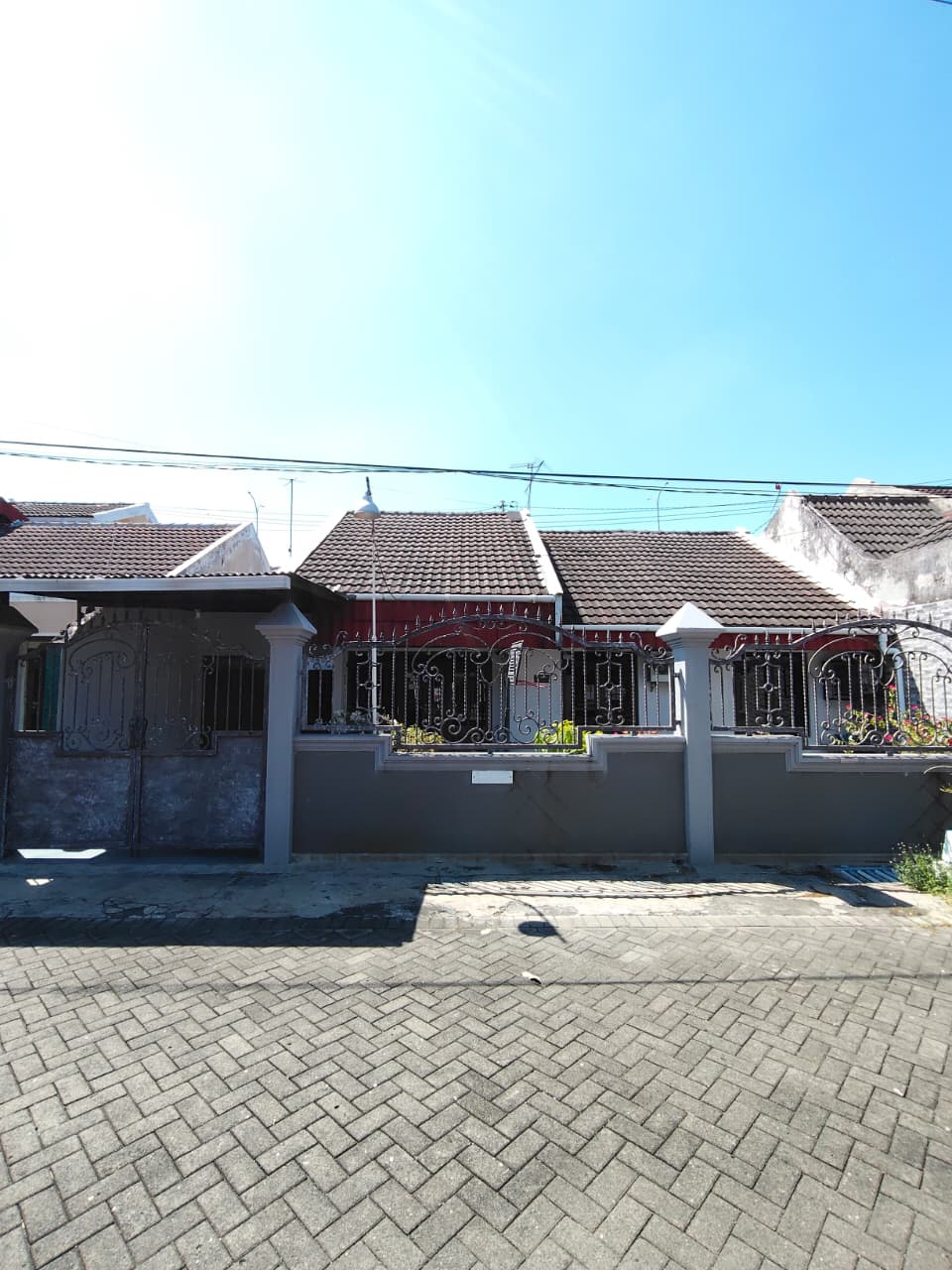 DIJUAL RUMAH MINIMALIS PONDOK CANDRA SIAP HUNI - Dealkan