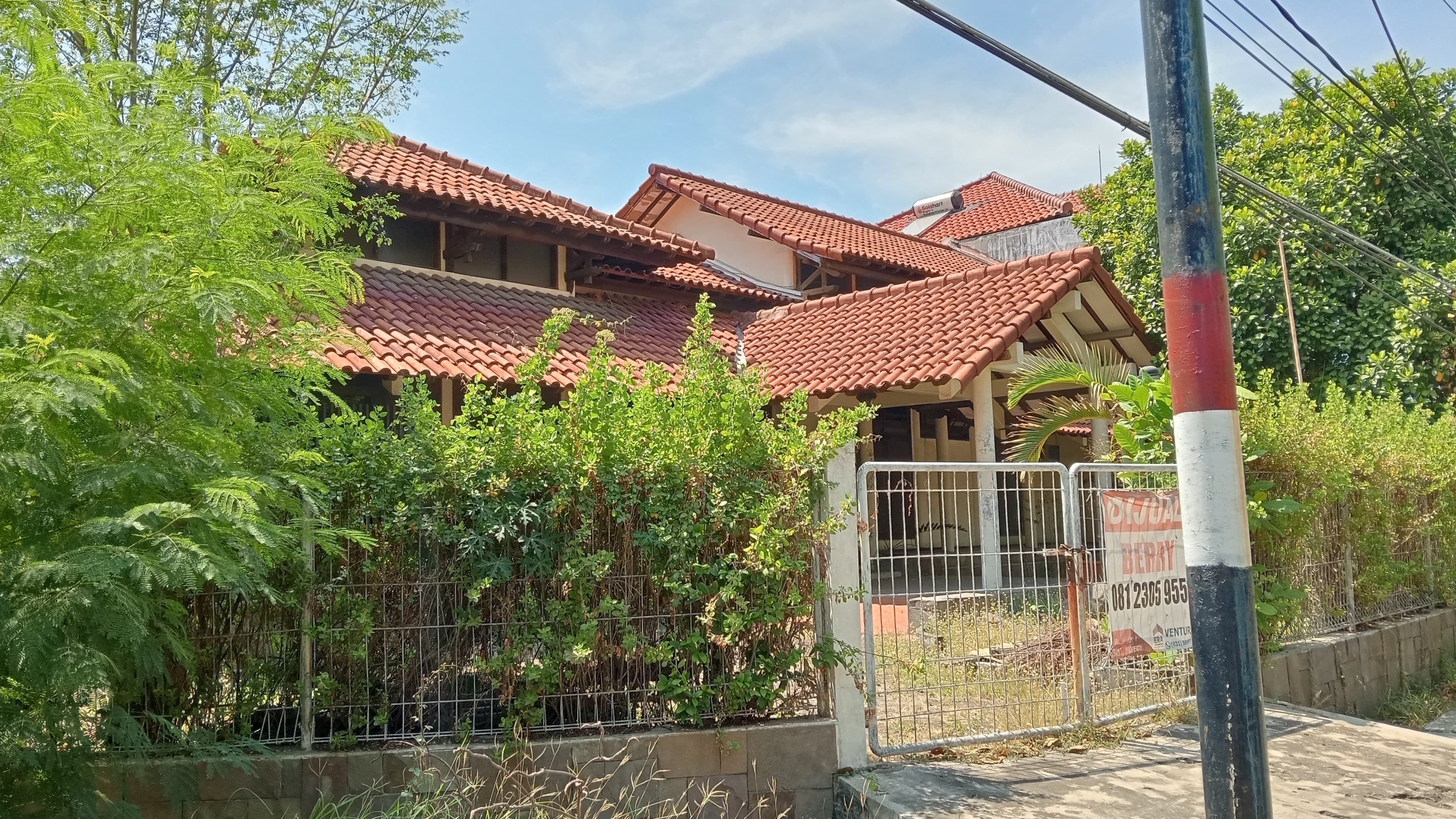 DIJUAL RUMAH DARMO PERMAI TIMUR SURABAYA BARAT - Dealkan