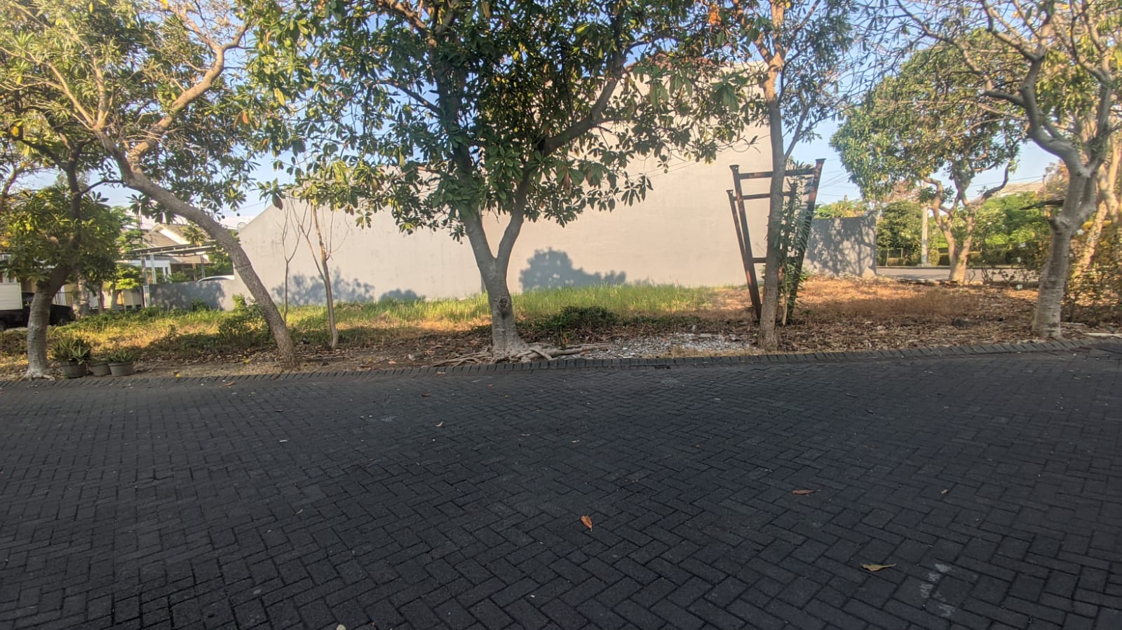 Gambar Kecil 2