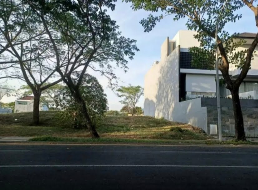 DIJUAL TANAH KAVLING STRATEGIS SIAP BANGUN DI RAYA BUKIT GOLF INTERNASIONAL CITRALAND SURABAYA BARAT - Dealkan