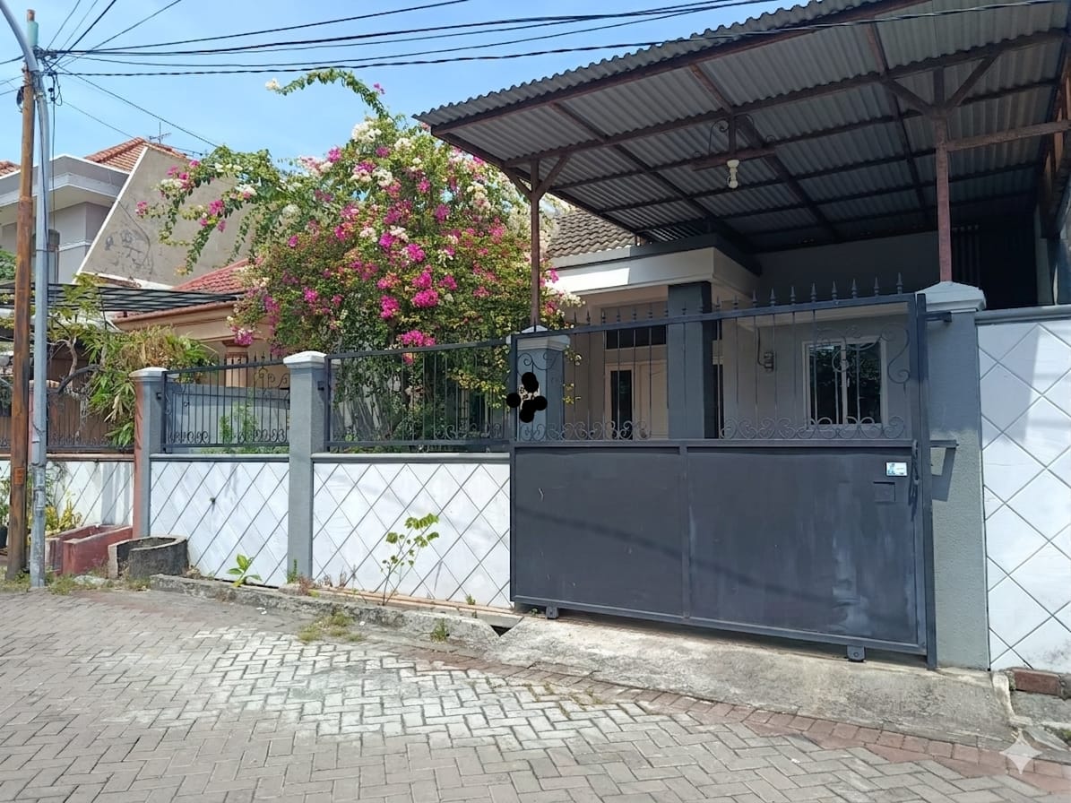 DIJUAL RUMAH MINIMALIS, TERAWAT, SIAP HUNI,MOJO KIDUL (1,5 lantai) - Dealkan