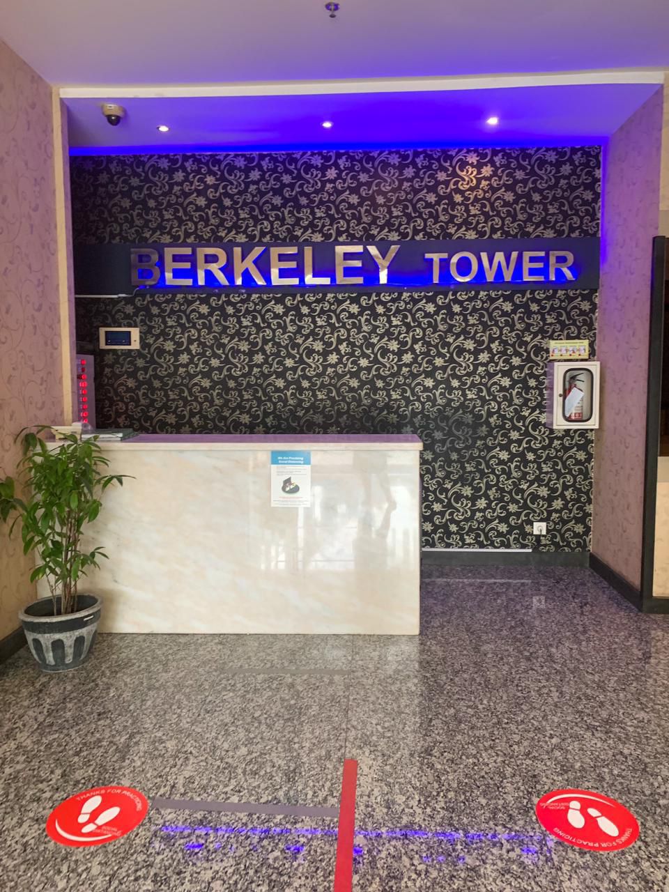 DIJUAL CEPATTTT APARTEMEN BERKELEY UC - Dealkan