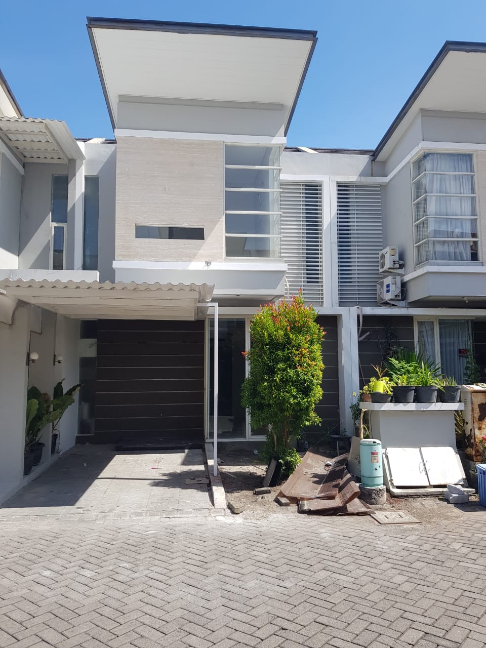 DIJUAL CEPAT ROYAL PARK RESIDENCE GUNUNG ANYAR TERMURAH - Dealkan