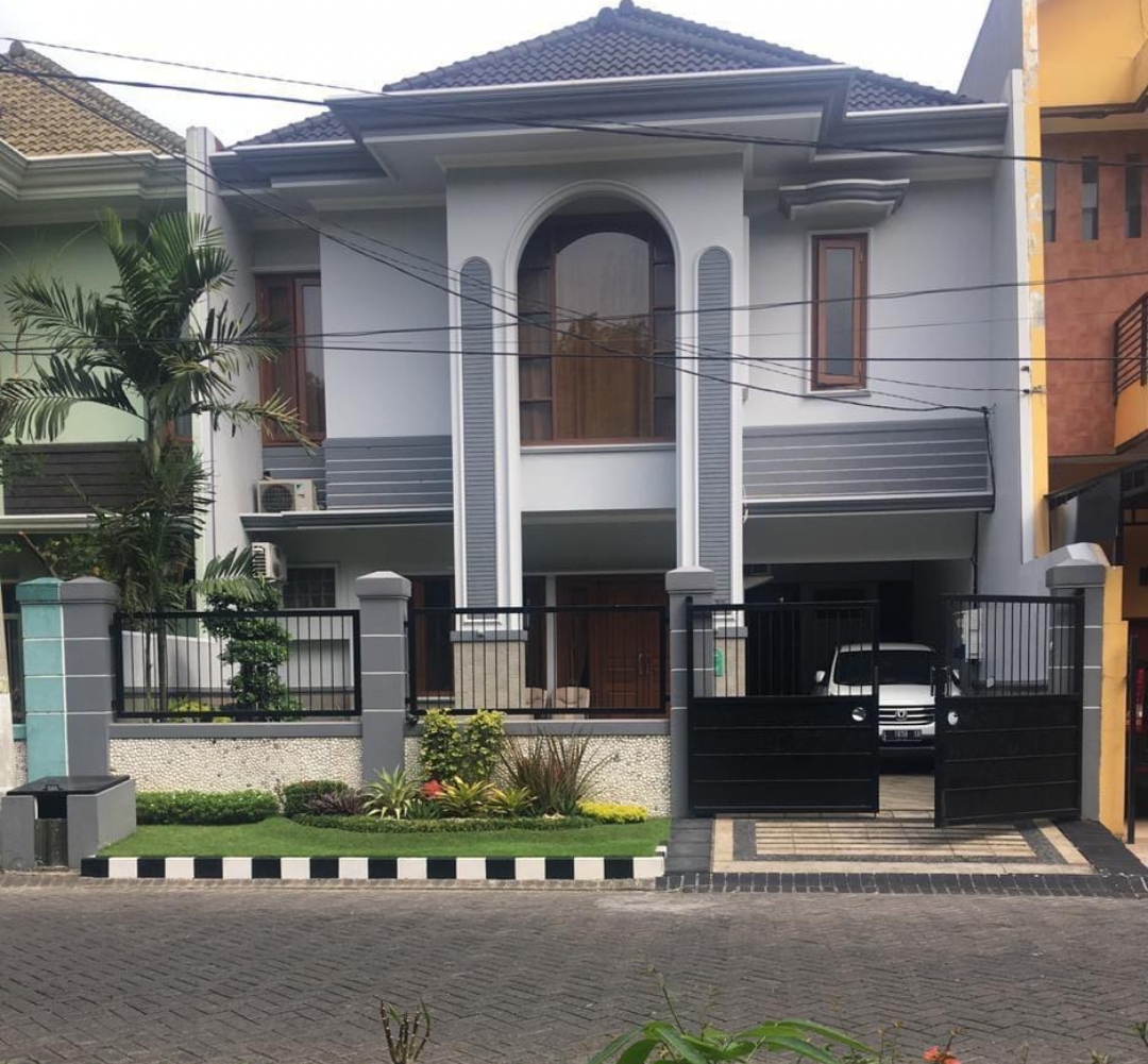 DIJUAL CEPAT BU RUMAH FULL FURNISHED BABATAN PRATAM SIAP HUNI - Dealkan