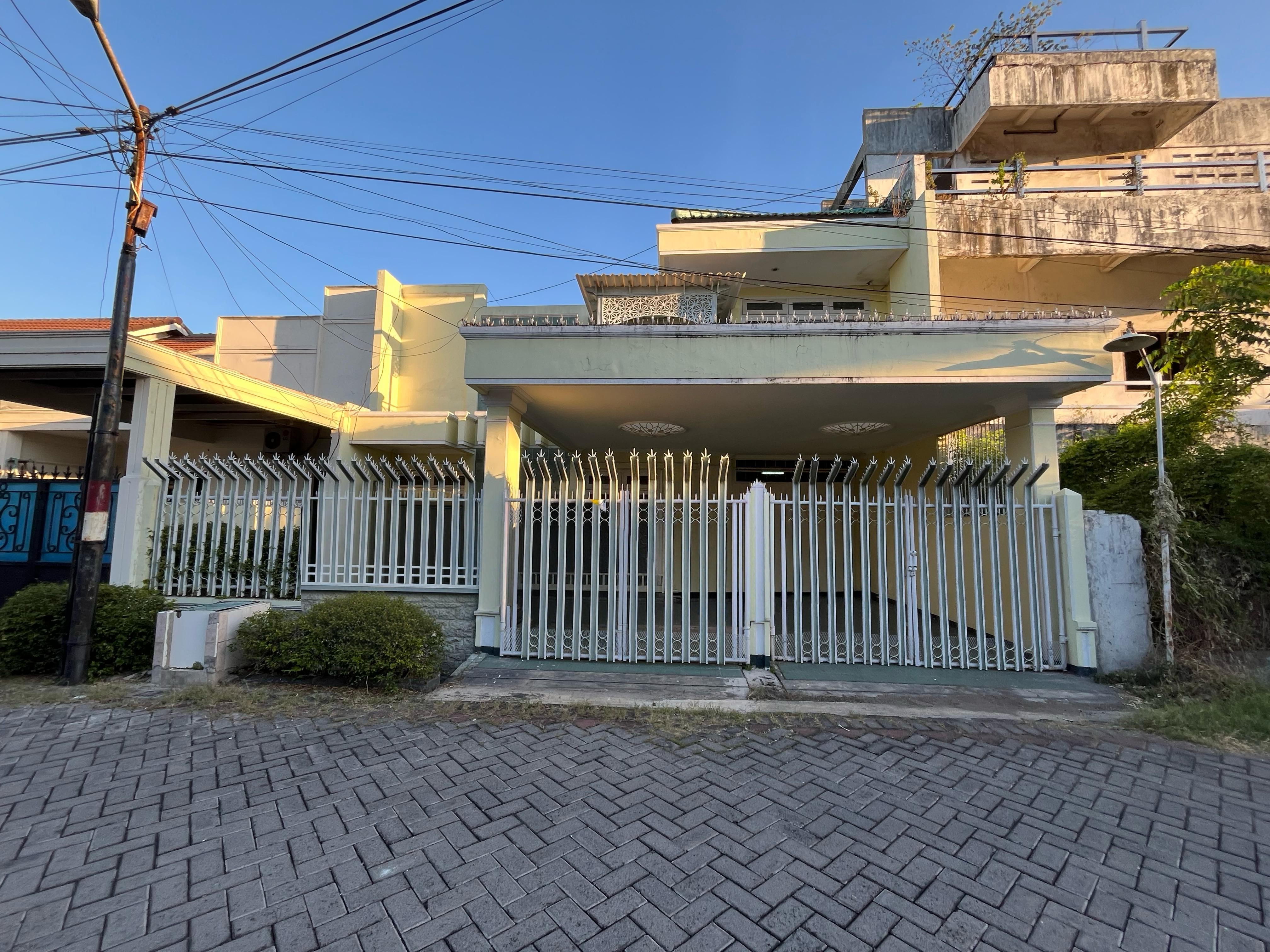 Dijual Rumah Siap Huni 1,5 lantai Tanjungsari Baru - Dealkan