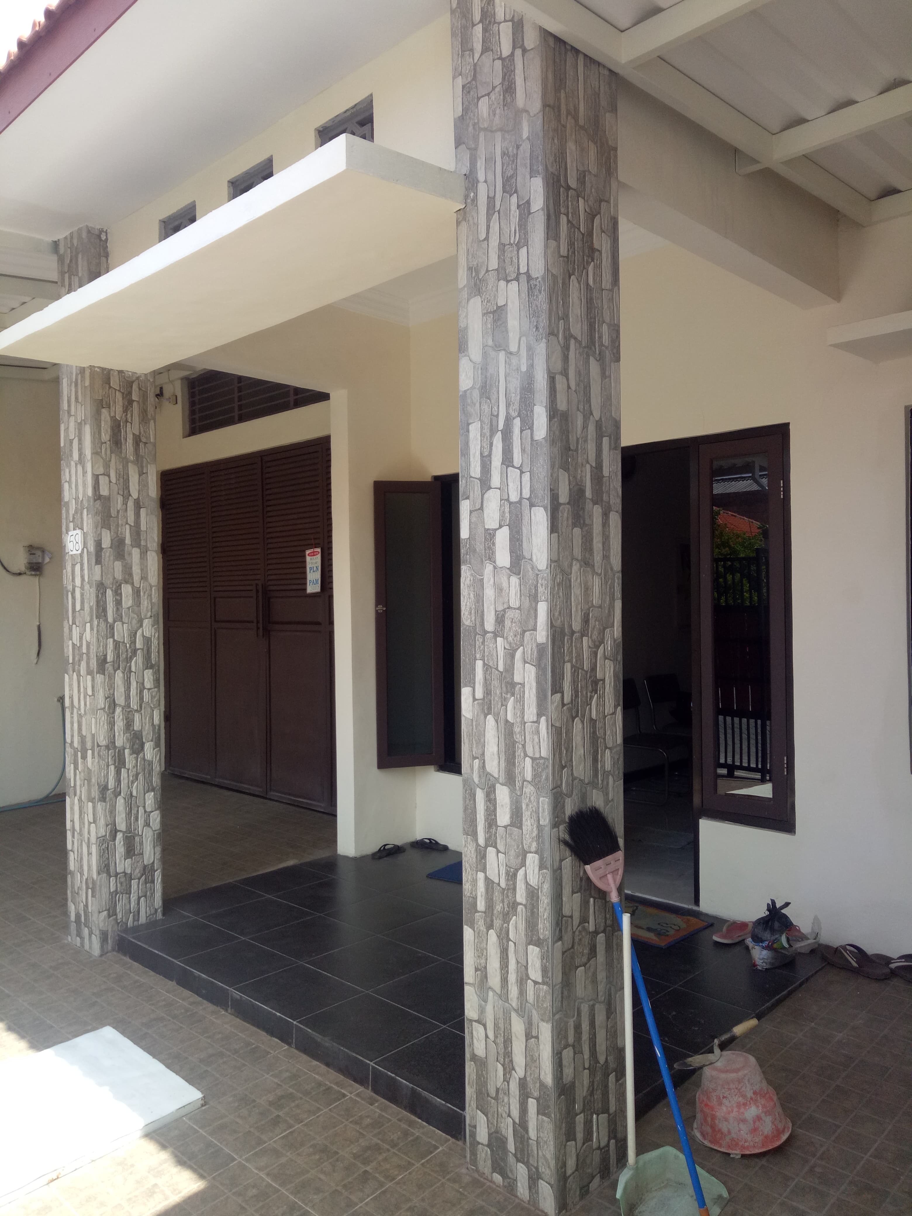 Gambar Kecil 1
