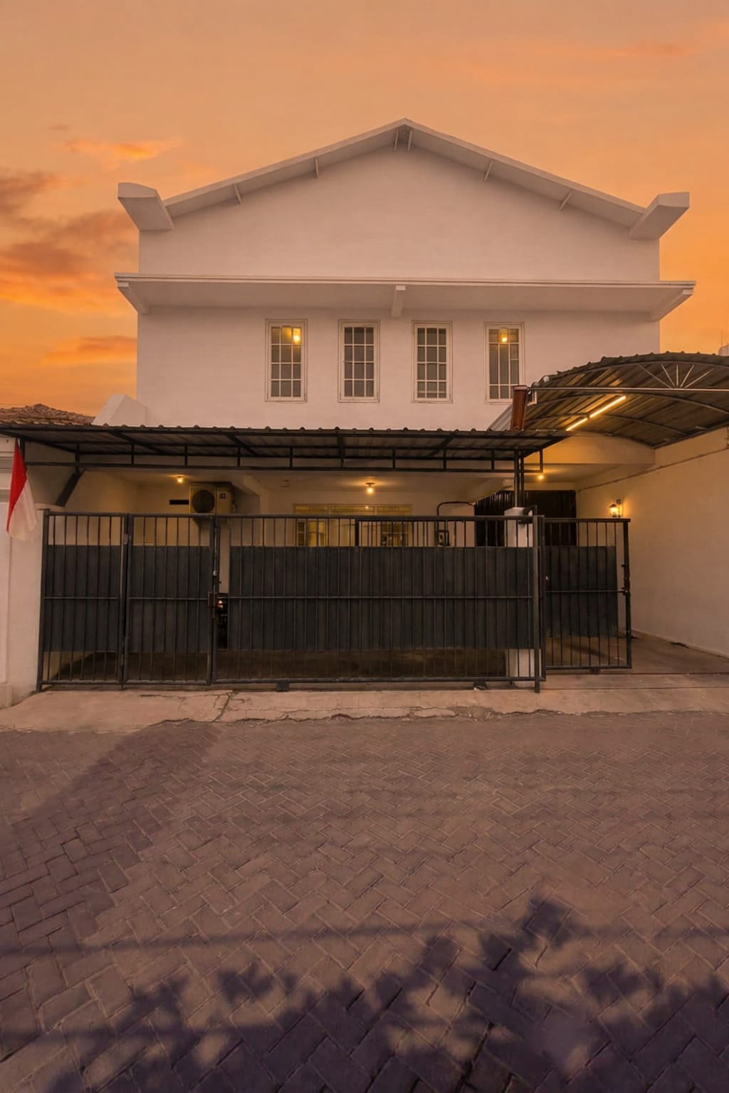Gambar Kecil 1