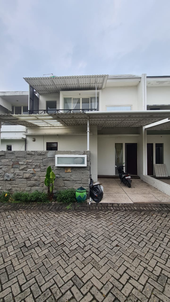 DIJUAL CEPAT RUMAH DE CASA LAKARSANTRI SURABAYA BARAT - Dealkan