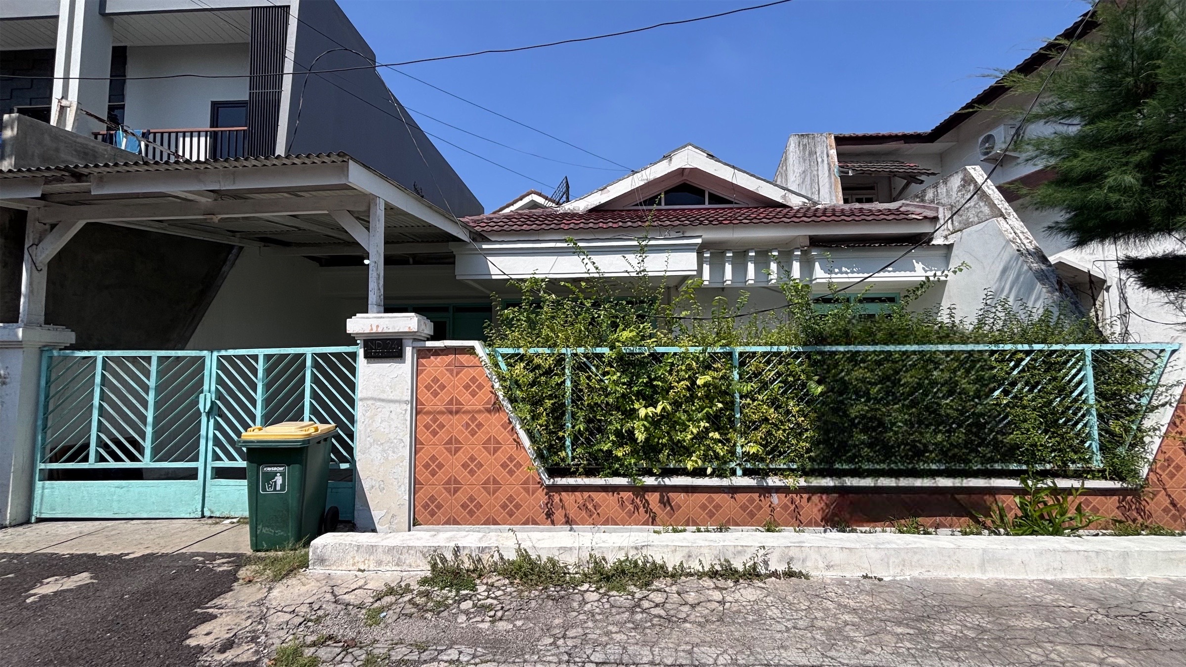 DIJUAL RUMAH BARUK UTARA BAGUS TERAWAT - Dealkan