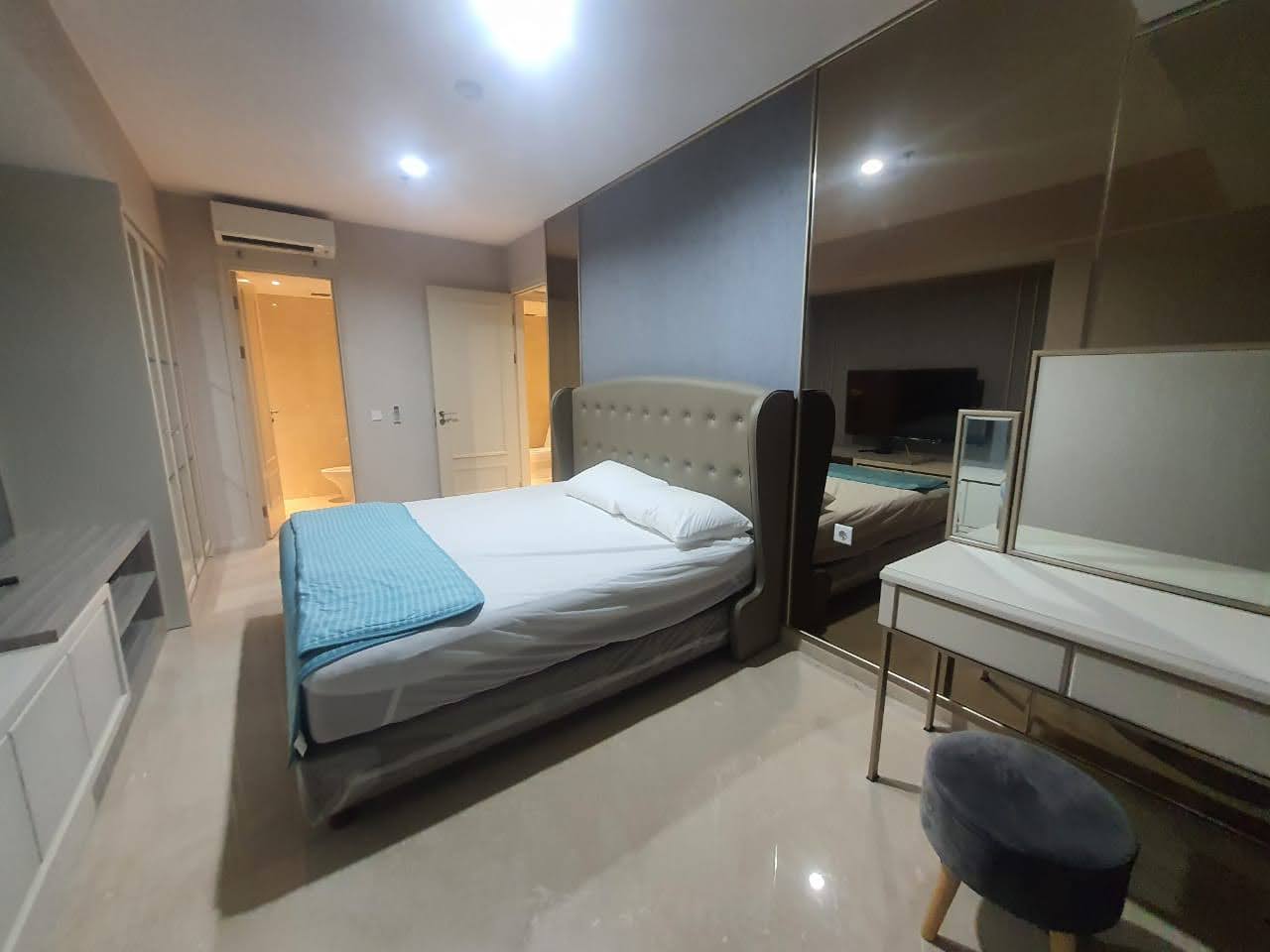DIJUAL APARTEMEN ONE ICON RESIDENCE 2 BEDROOM FULLY FURNISHED LUXURY - Dealkan