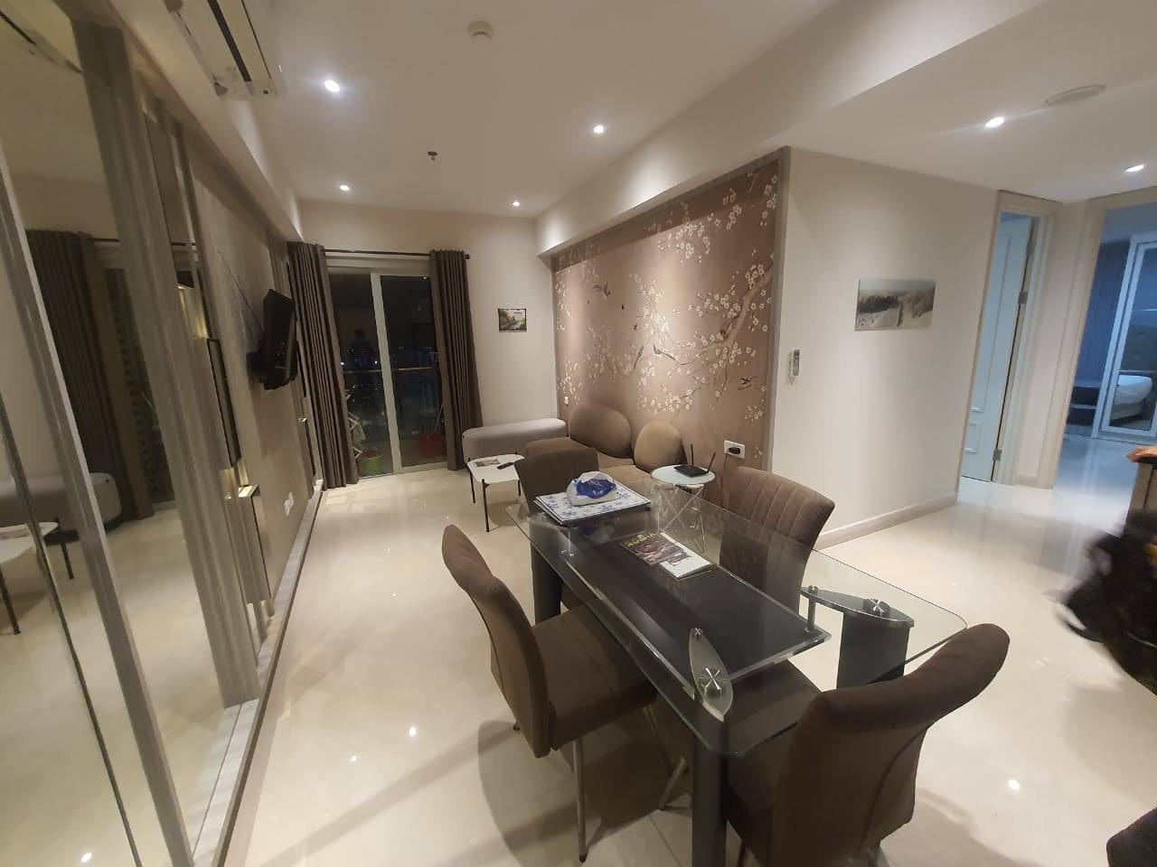 APARTEMEN ONE ICON RESIDENCE 2 BEDROOM FULLY FURNISHED LUXURY - Dealkan