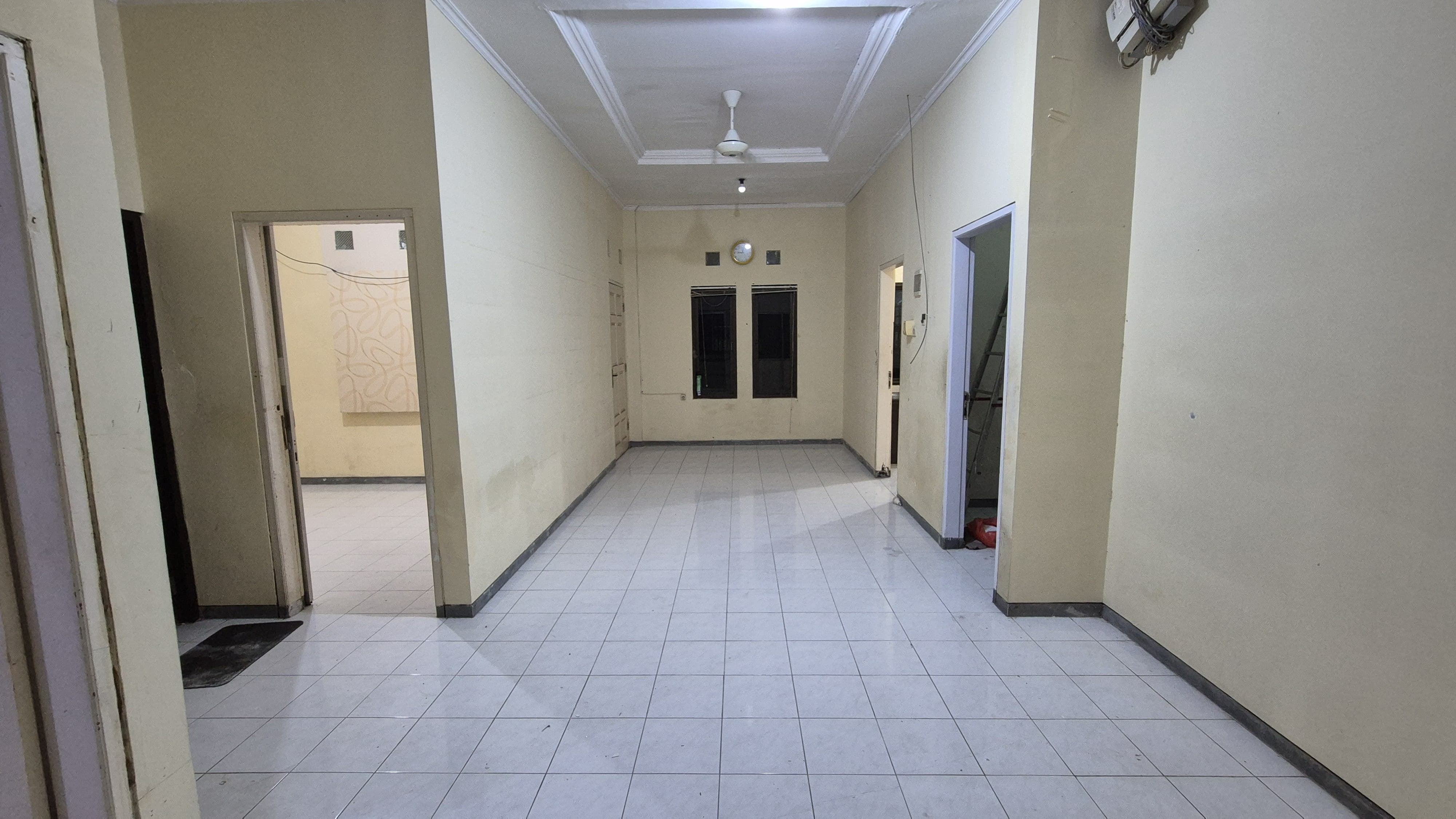 Gambar Kecil 1