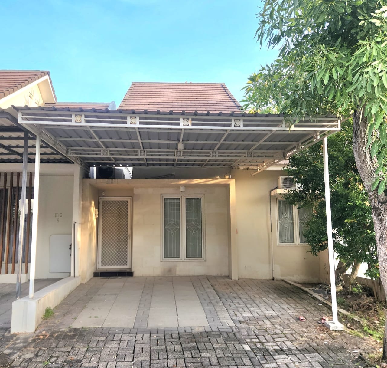 🔥 Dijual Rumah Citraland Surabaya Barat – SHM, 2KT, Bonus 2 AC &amp; Water Heater - Dealkan