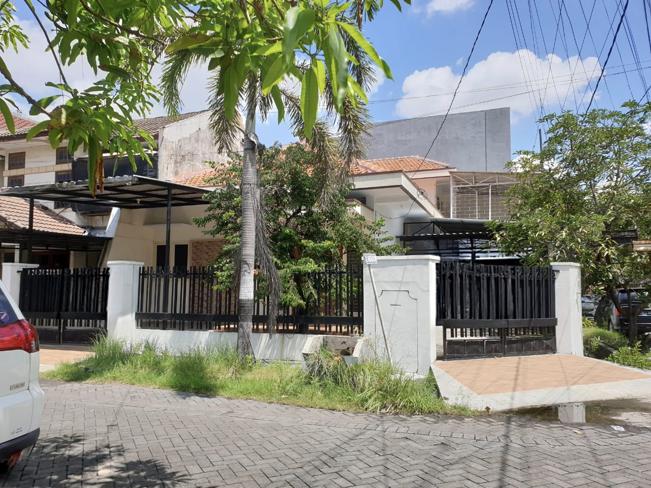 Disewakan rumah Siap huni barata jaya - Dealkan