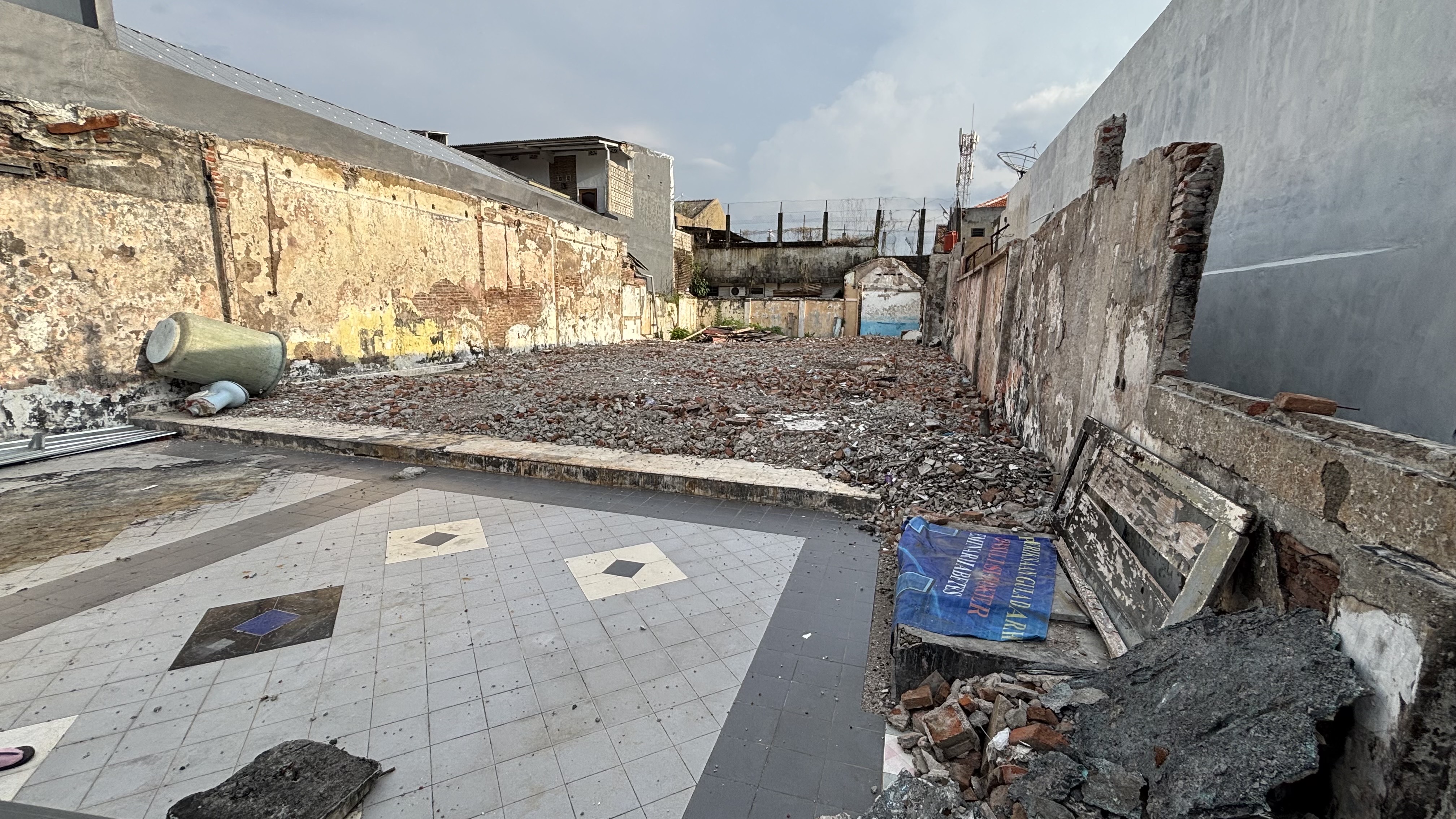 Detail Listing Properti Dealkan