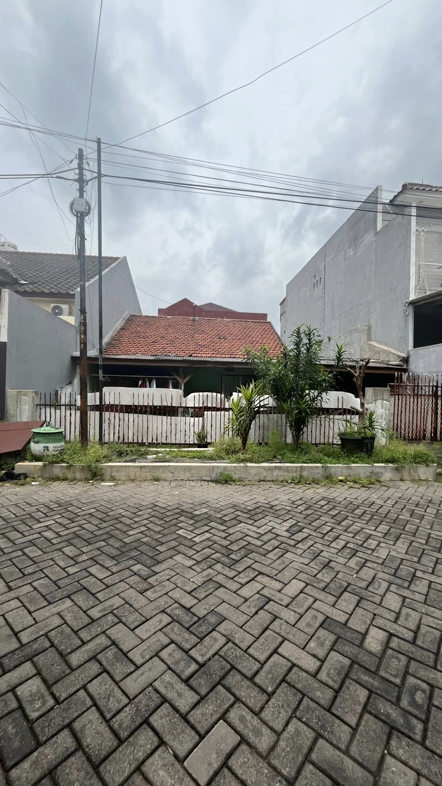 dijual rumah hitung tanah gayungsari - Dealkan