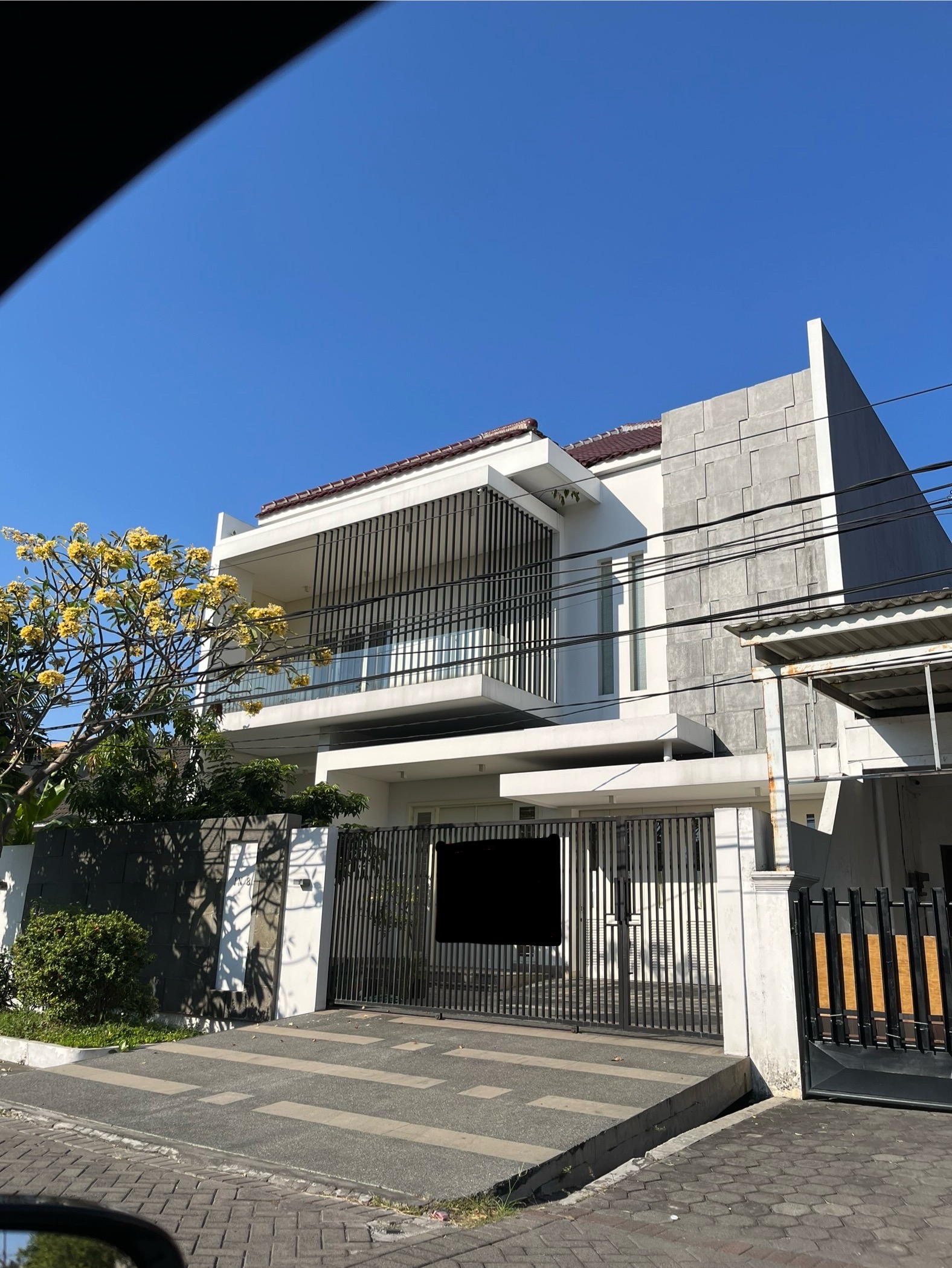 Rumah Gress Jemursari dijual siap huni - Dealkan