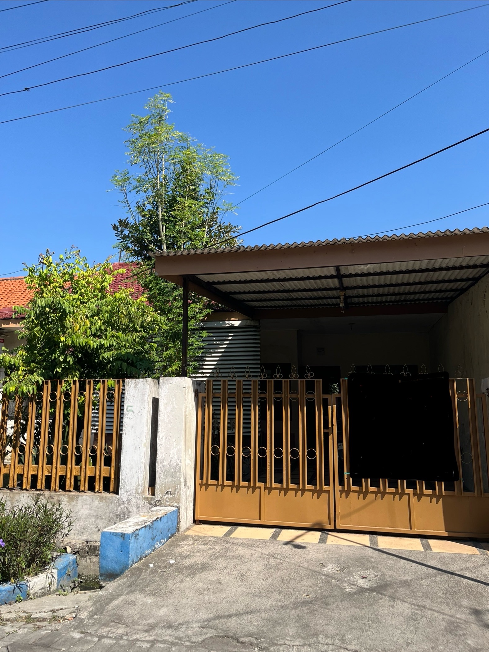 Rumah Rungkut dijual siap huni - Dealkan