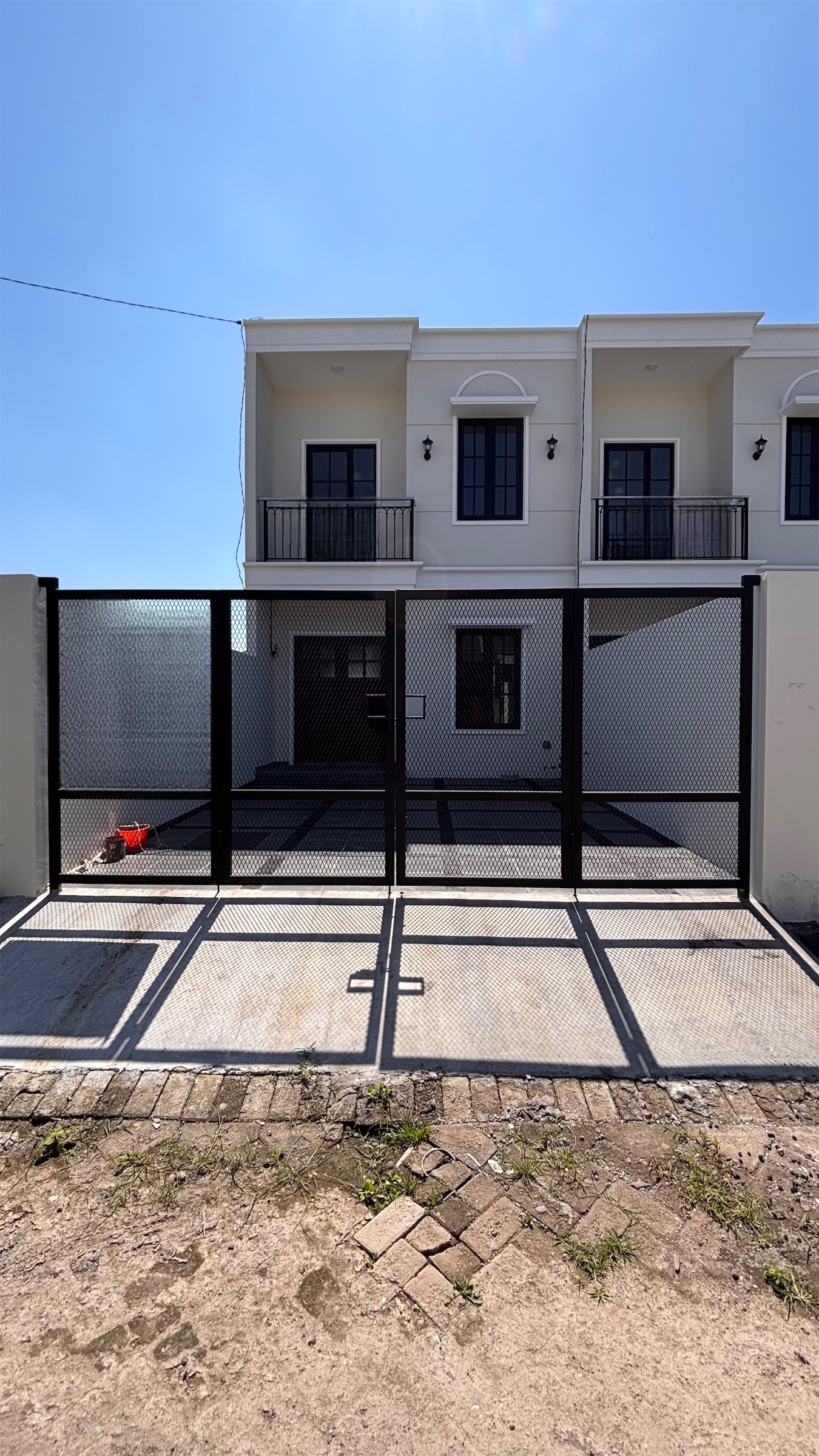 Dijual Rumah 2 Lantai Gunung Anyar Tambak Baru Gress - Surabaya Timur - Dealkan