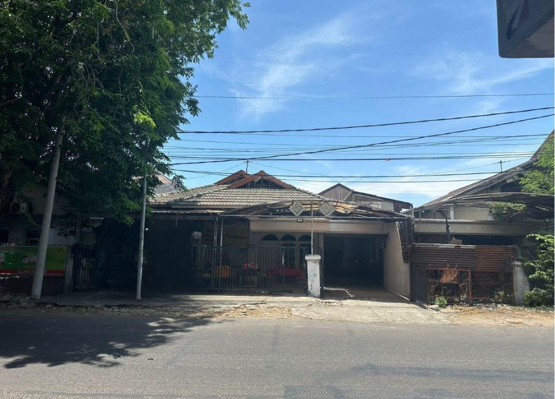 RUMAH USAHA KOMERSIAL STRATEGIS DI RAYA TAMAN ASRI PONDOK TJANDRA SIDOARJO - Dealkan