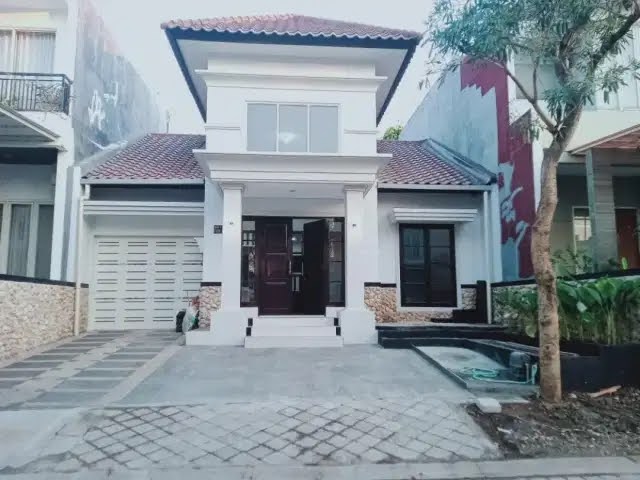 RUMAH MINIMALIS FURNSIH SIAP HUNI DI FULLERTON PLACE CITRALAND UTAMA SURABAYA BARAT - Dealkan