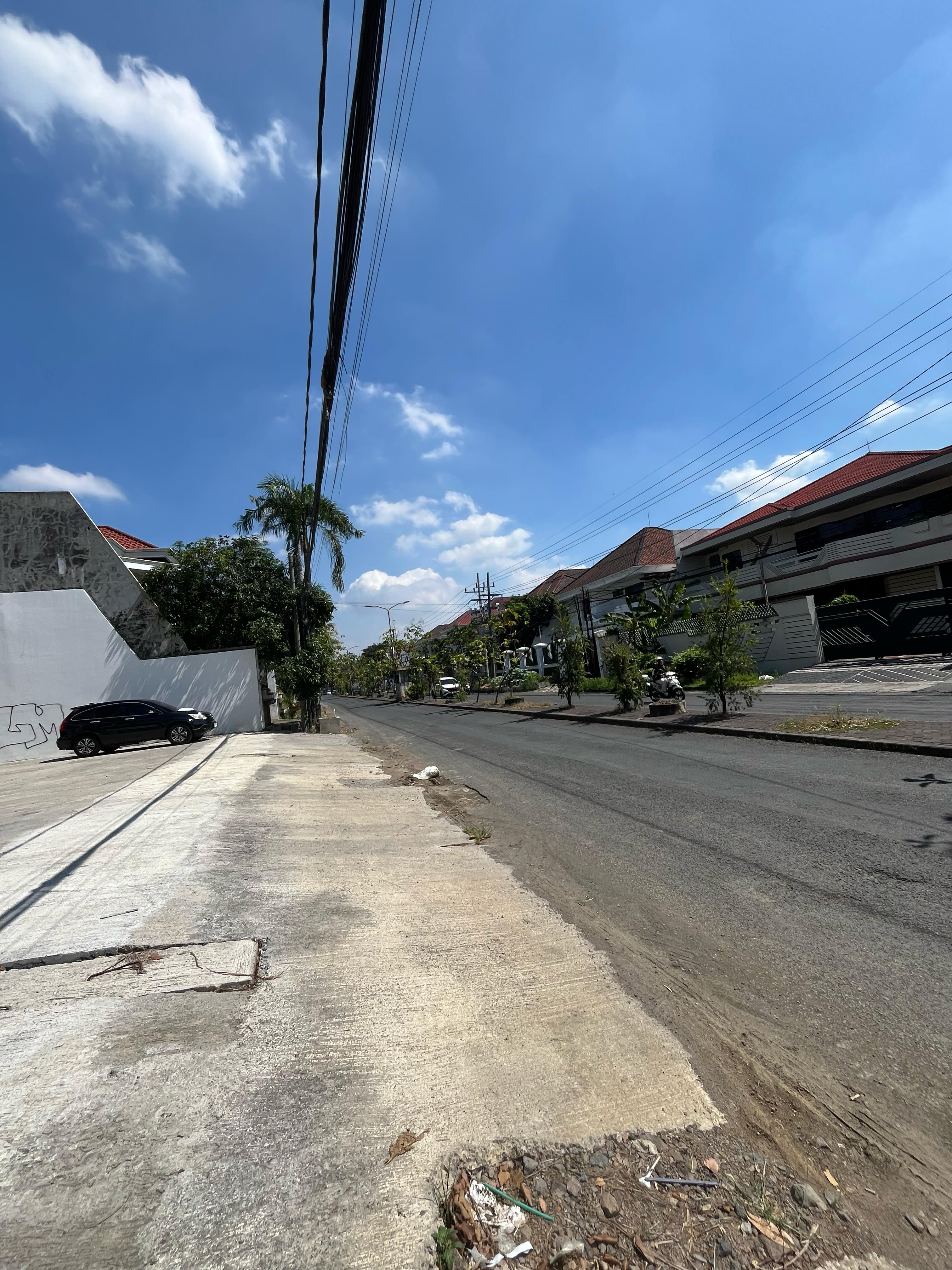 Gambar Kecil 1