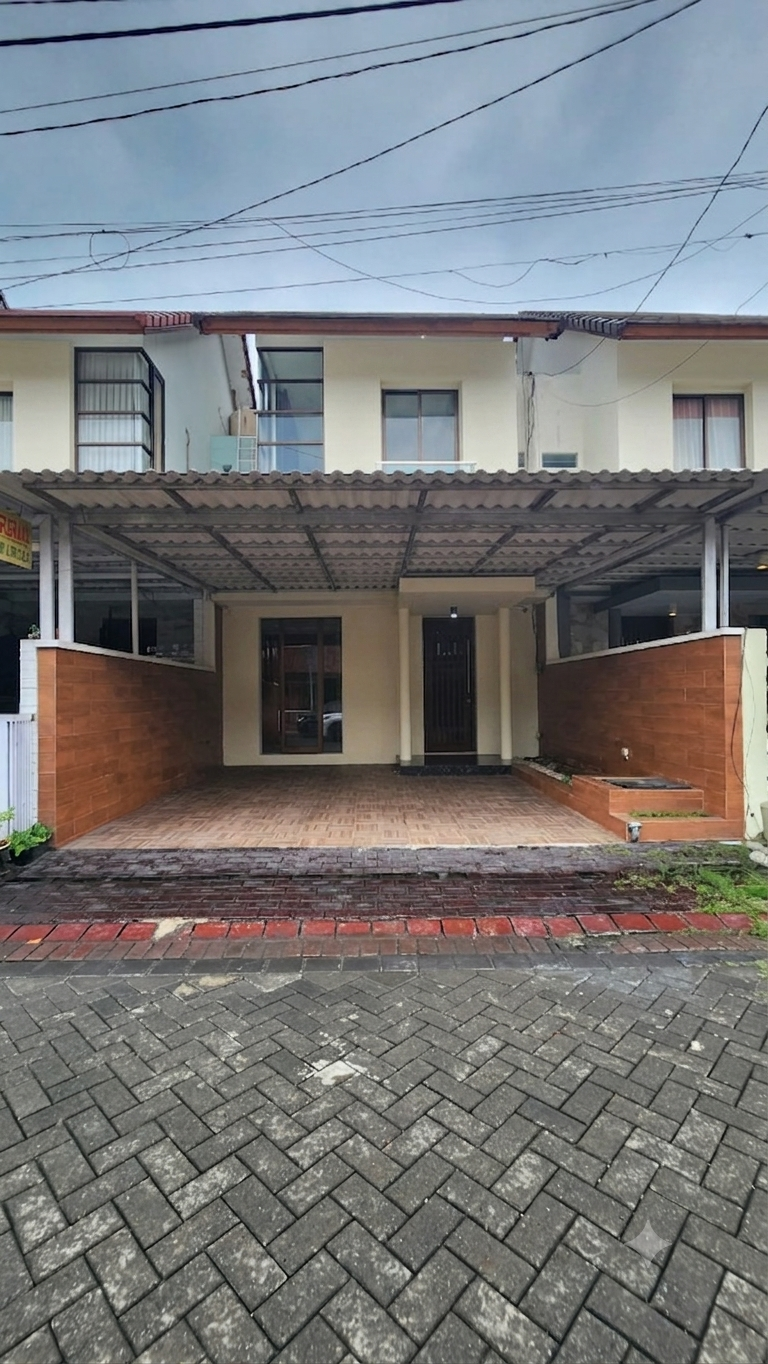 DIJUAL RUMAH MODERN MINIMALIS, PANTAI MENTARI - Dealkan