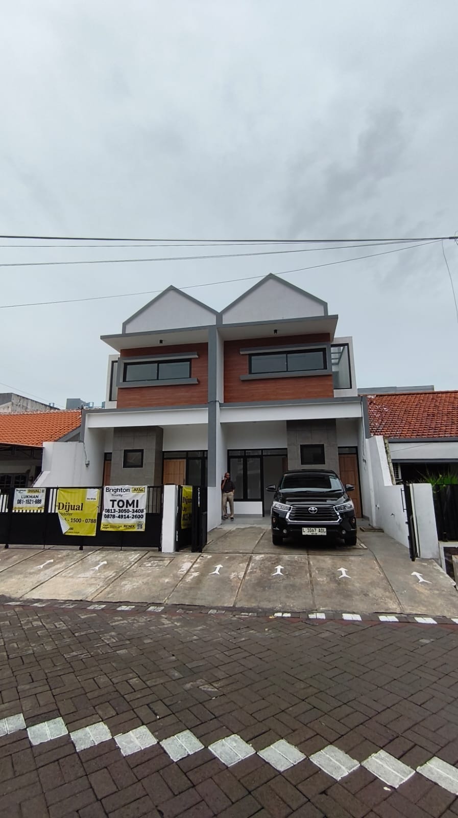 DIJUAL RUMAH DAERAH TENGGILIS MEJOYO - Dealkan