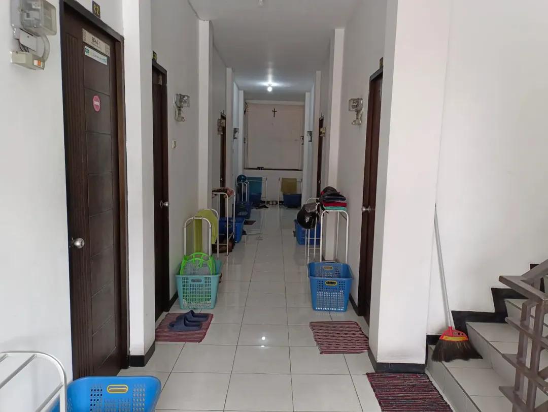 Gambar Kecil 1