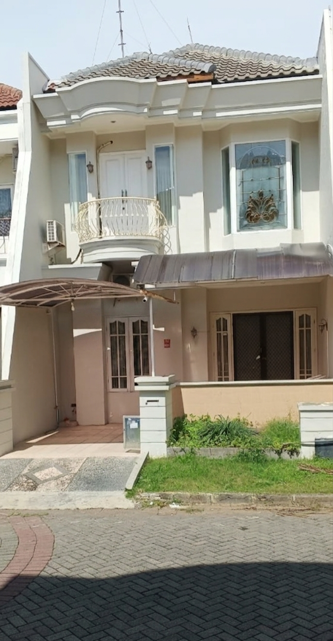 DISEWAKAN RUMAH MODERN KLASIK, SEMI FURNISHED, TAMAN MUTIARA, PAKUWON CITY - Dealkan