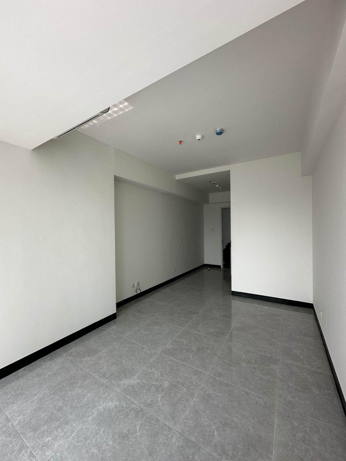 JUAL APARTEMENT WESTOWN 2BR SURABAYA BARAT - Dealkan