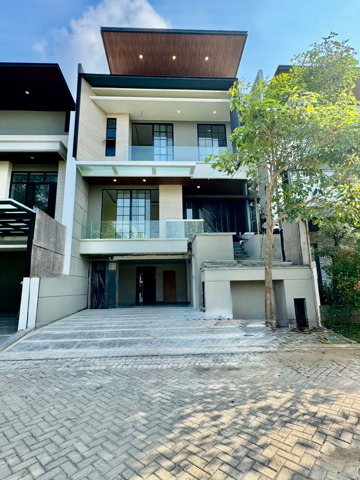 golf avenue rumah dijual - Dealkan
